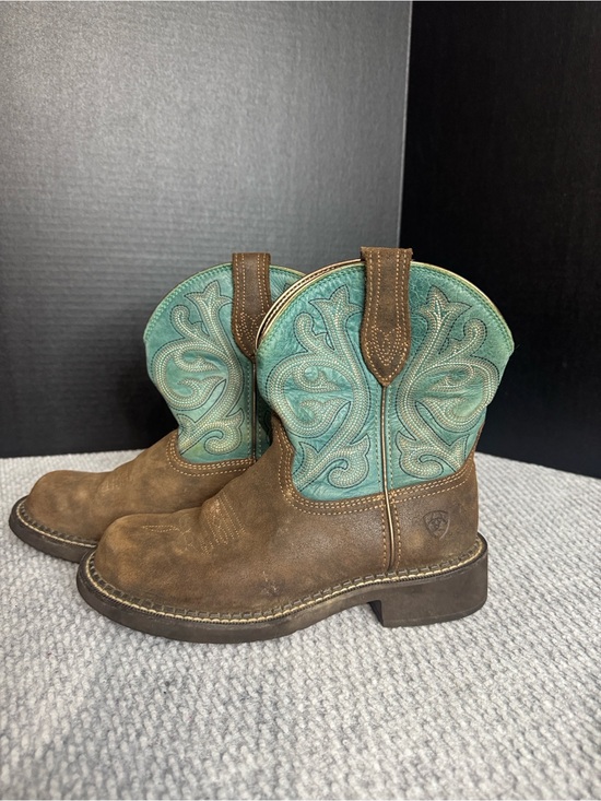 Ariat Shoes - Ariat Ladies Fatbaby Heritage Worn Hickory & Shamrock Boots Sz 7